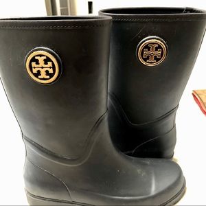 Tory Burch Navy Rubber Rain Boots